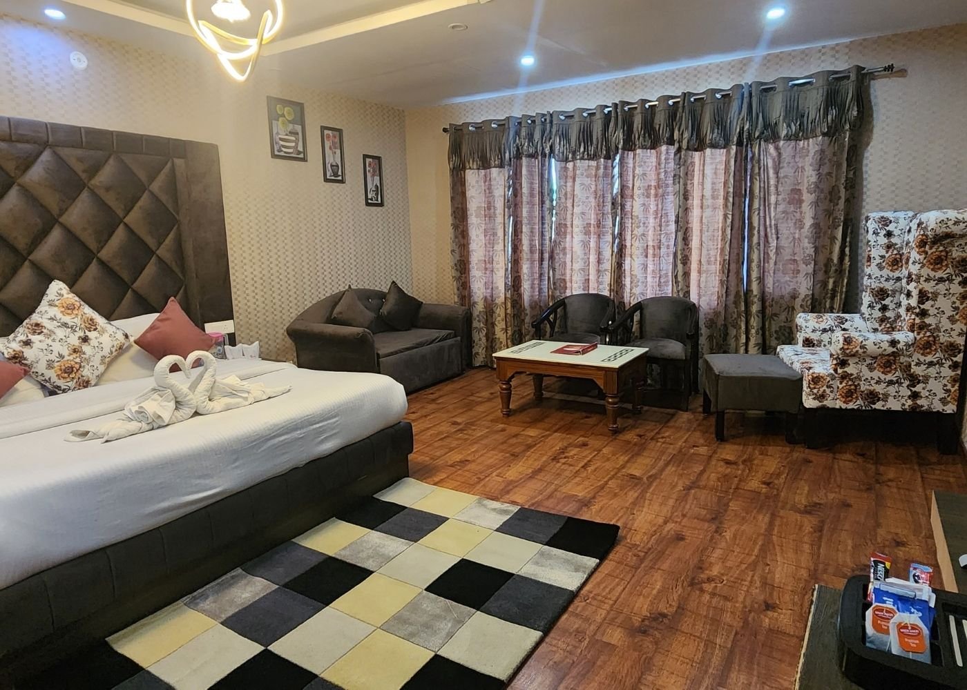 hotel kayanat rooms (1)